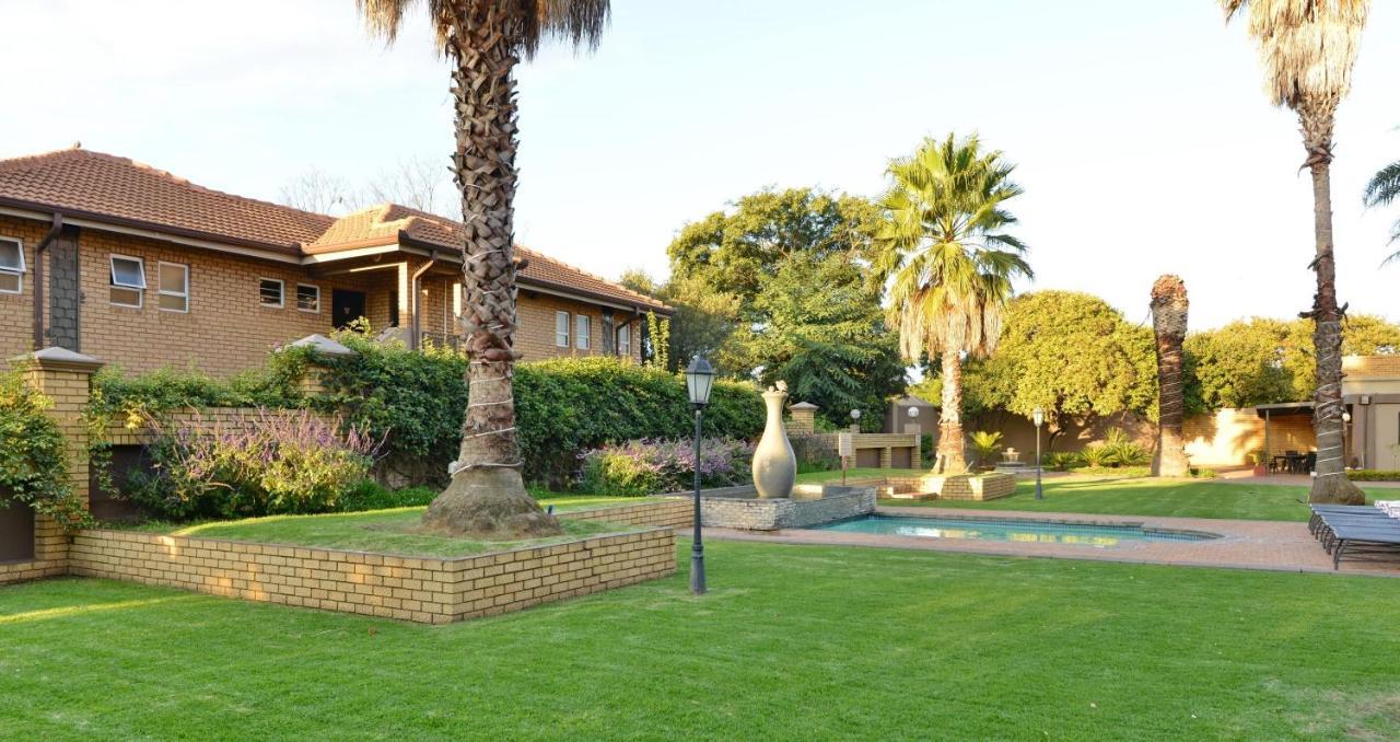 Anew Hotel Witbank Emalahleni Kültér fotó